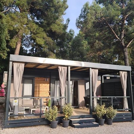 Hemy Casa - Lux Mobile Homes ロヴィニ エクステリア 写真