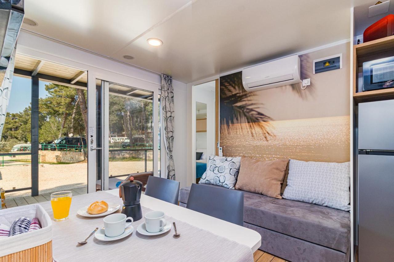 Hemy Casa - Lux Mobile Homes ロヴィニ エクステリア 写真