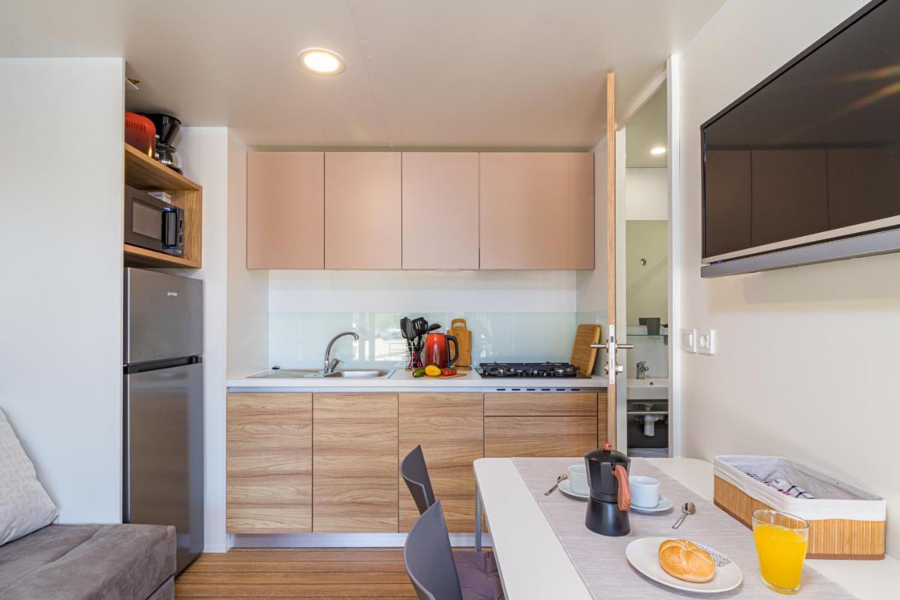 Hemy Casa - Lux Mobile Homes ロヴィニ エクステリア 写真